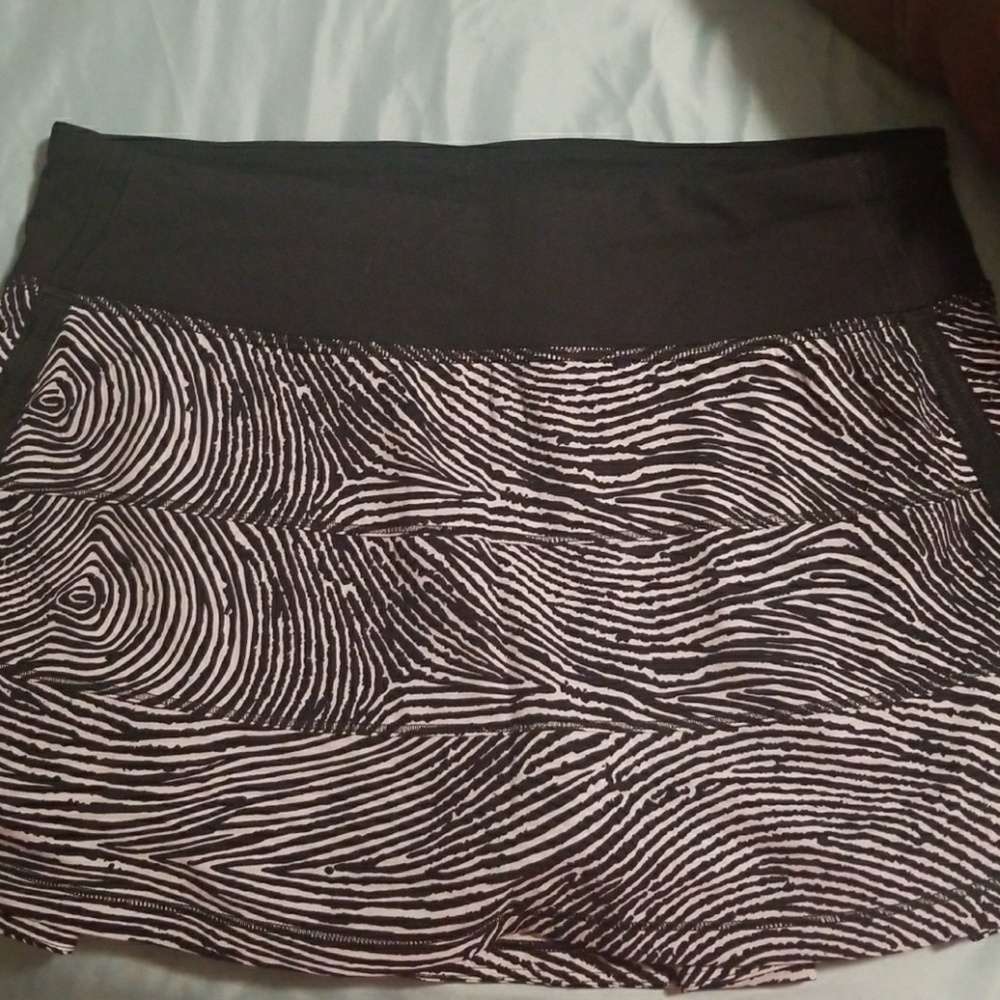 Lululemon SeaWheeze 2016 Skirt 6 reg.
